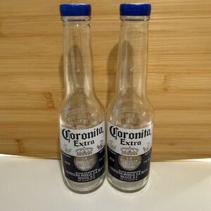 Coronita Extra Salt and Pepper bottles